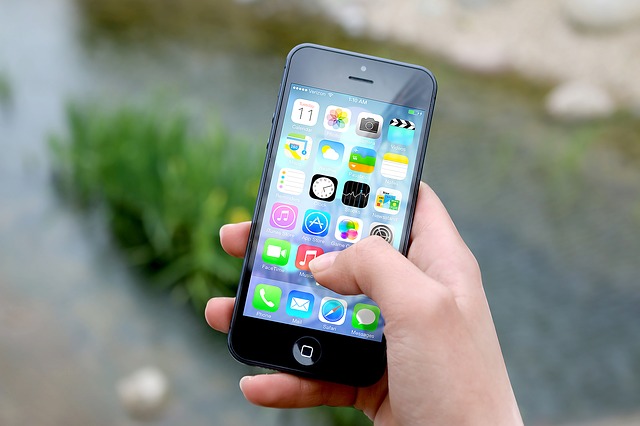 iphone 410311 640 1